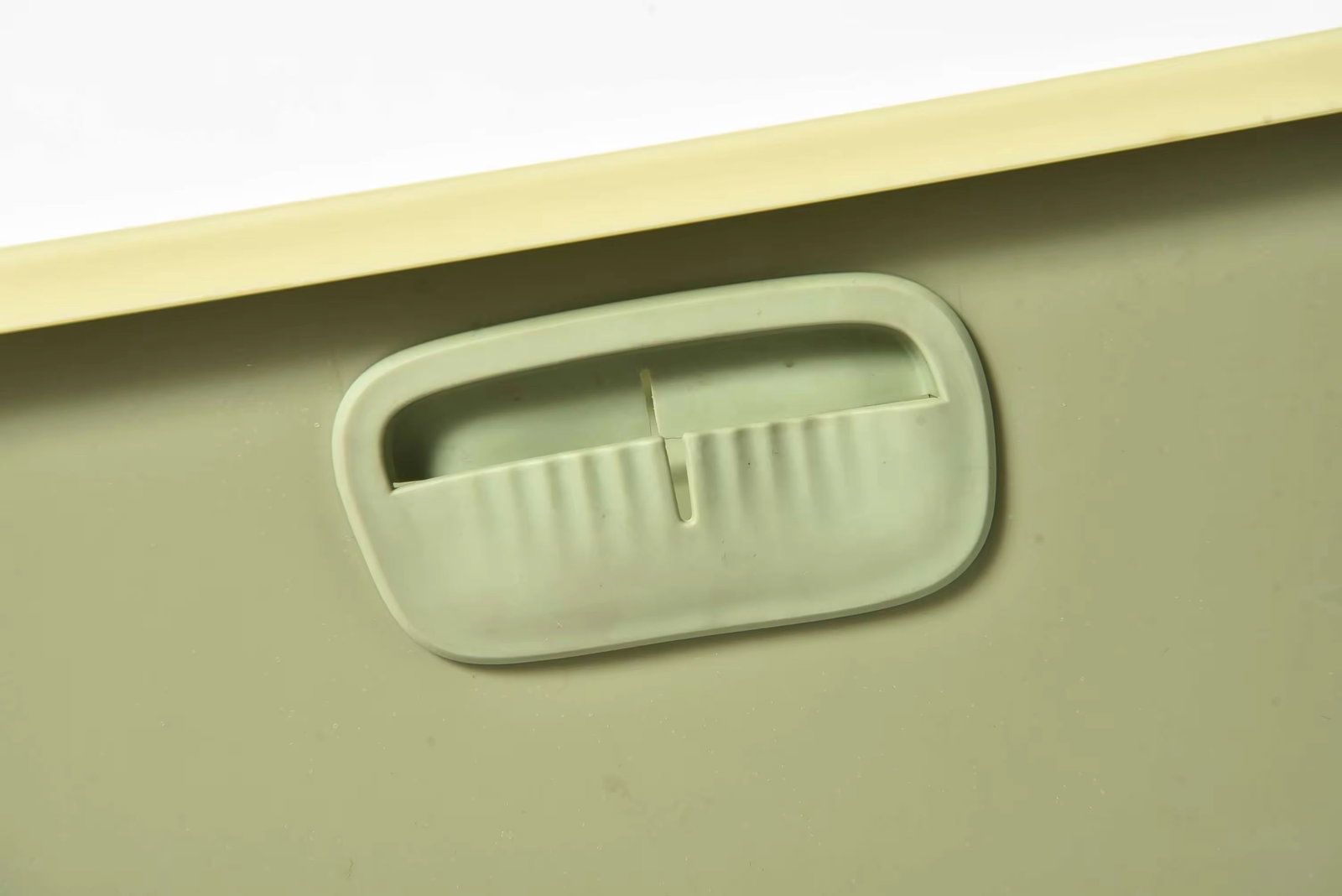 High Border & Splash Proof Cat Litter Box